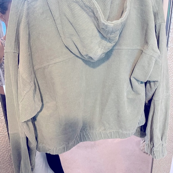 Crop jacket - Picture 4 of 4